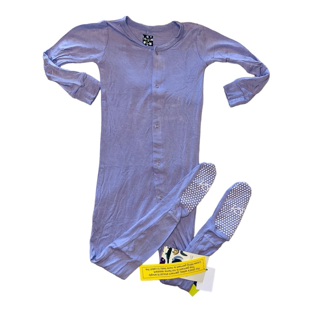 NWT Kickee Footie